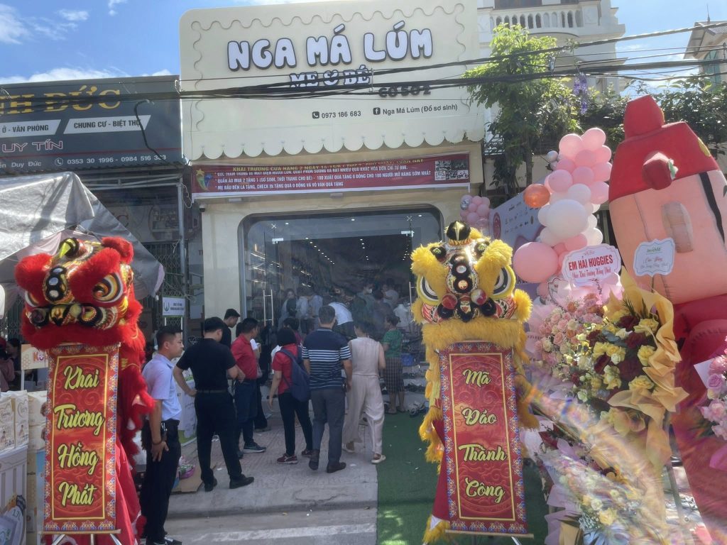 theCi có mặt tại Nga Má Lúm
